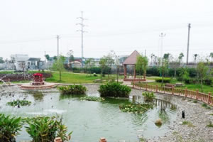 格林美荊門工廠塑木展示區